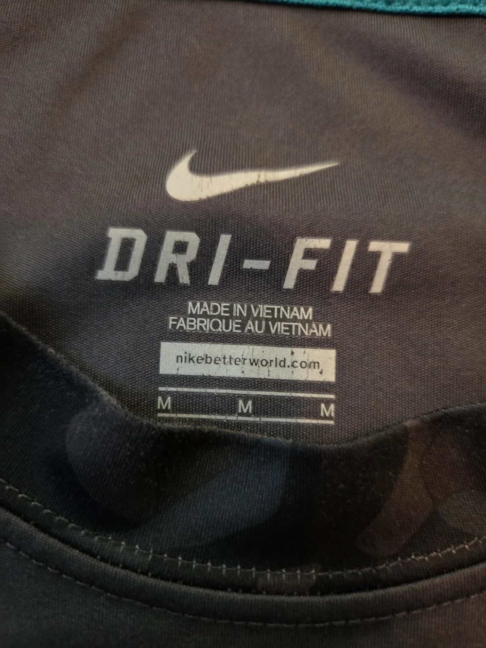 Nike Men’s Black Camo Performance Dri-FIT Tee with Teal Accents